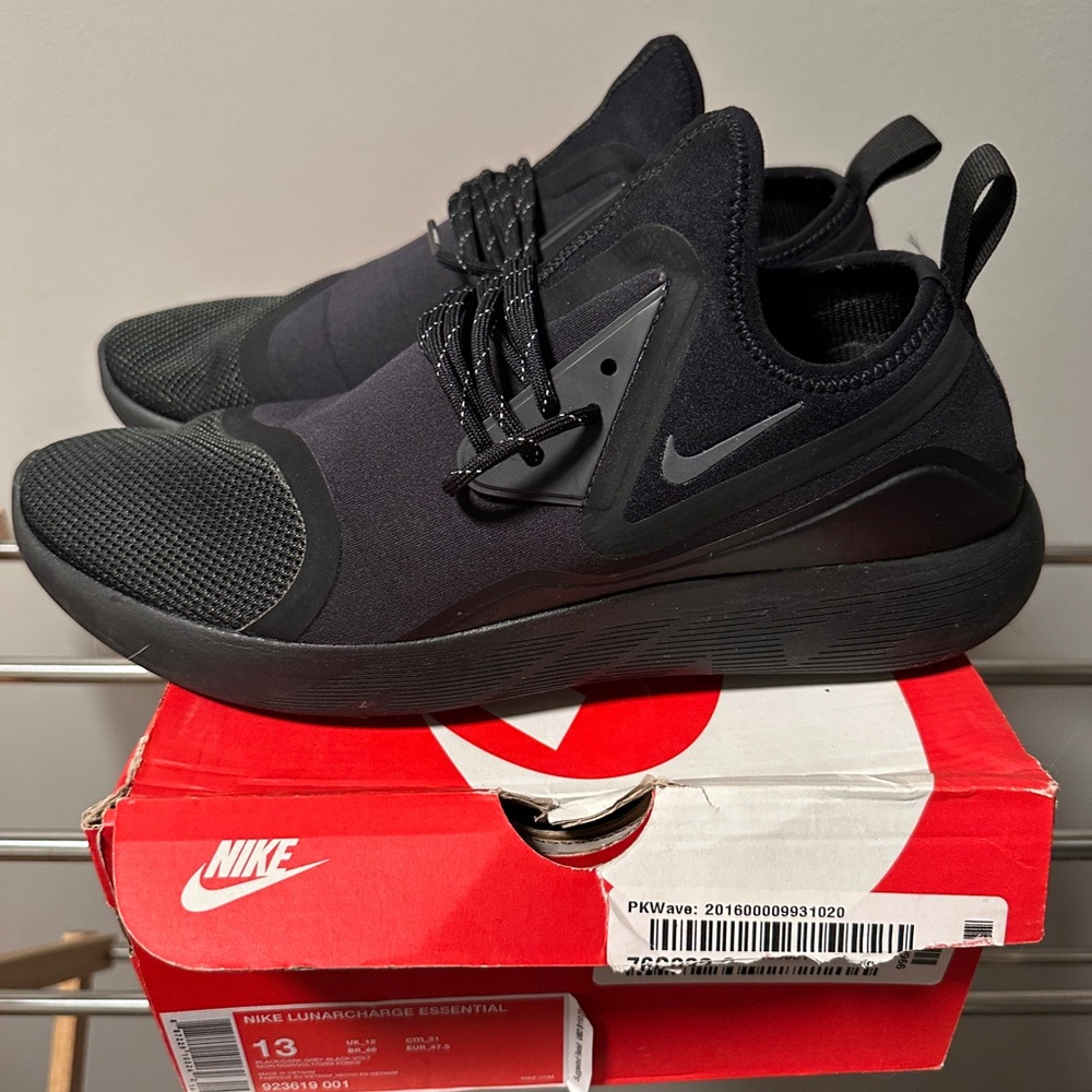 Nike Lunarcharge Essentials